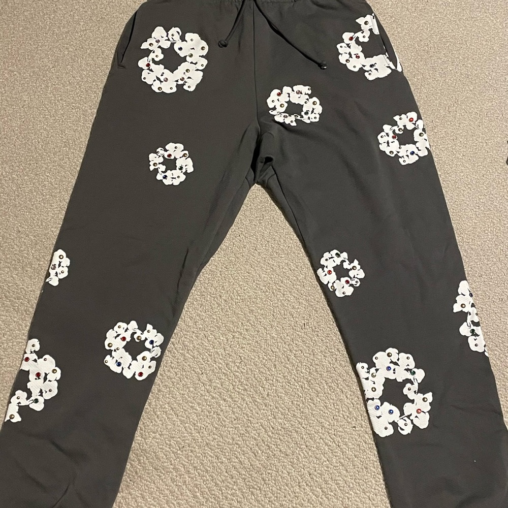 Denim Tears Rhinestone Cotton Wreath Sweatpants Size Medium